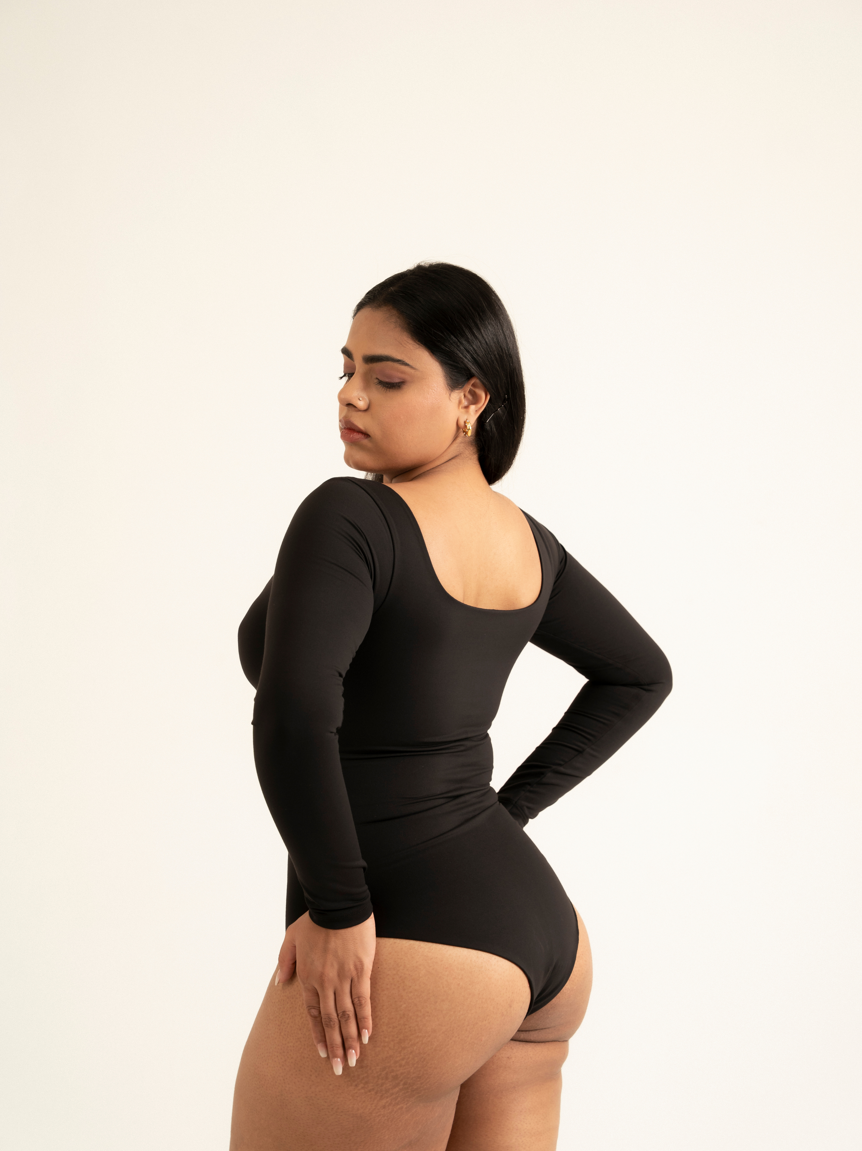 KAYSCULPT™ FULL SLEEVES BODYSUIT WITH IN-BUILT SHAPEWEAR