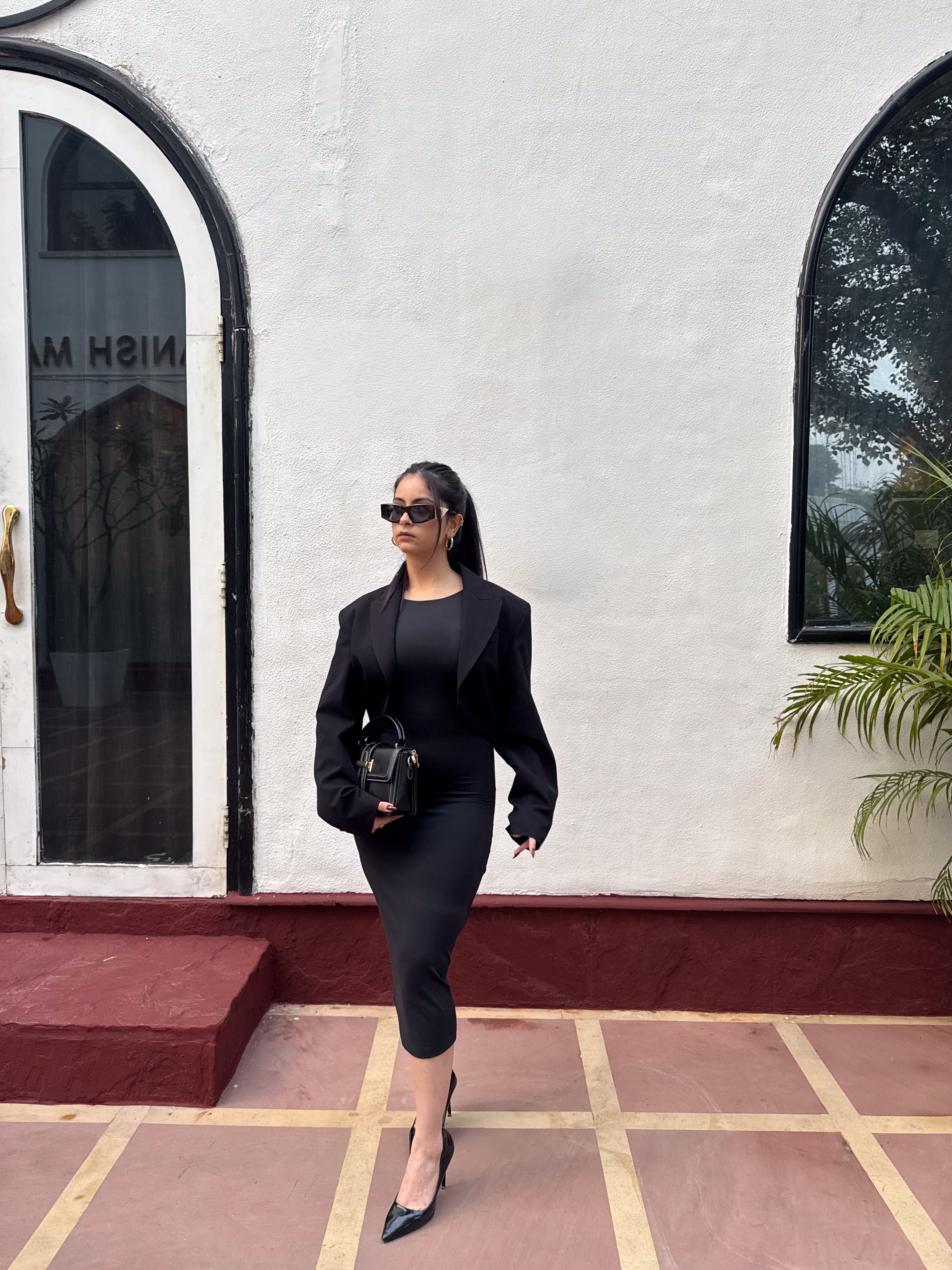 WORKWEAR ESSENTIAL BLACK BUILT-IN BRA DRESS